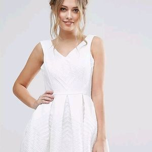 Closet. London White Dress Jaquard